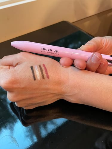 On-The-Go 4-in-1 Beauty Pen